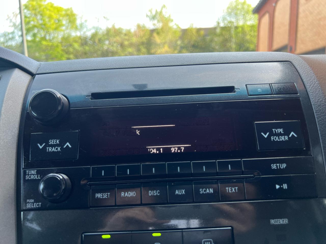 Toyota Tundra Tundra-Grade Double Cab 4.6L 4WD 2010