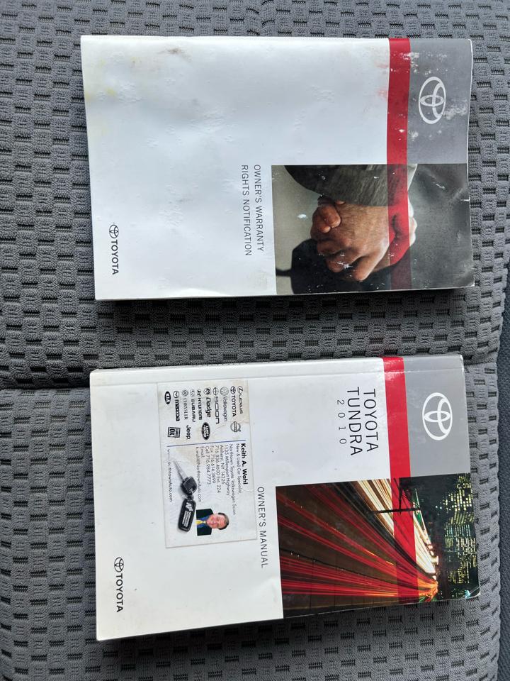 Toyota Tundra Tundra-Grade Double Cab 4.6L 4WD 2010