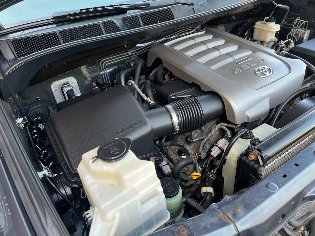 Toyota Tundra Tundra-Grade Double Cab 4.6L 4WD 2010