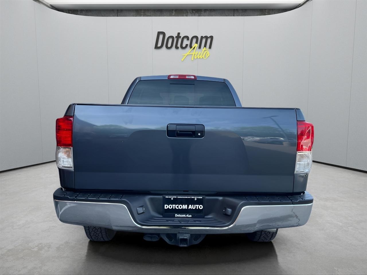 Toyota Tundra Tundra-Grade Double Cab 4.6L 4WD 2010