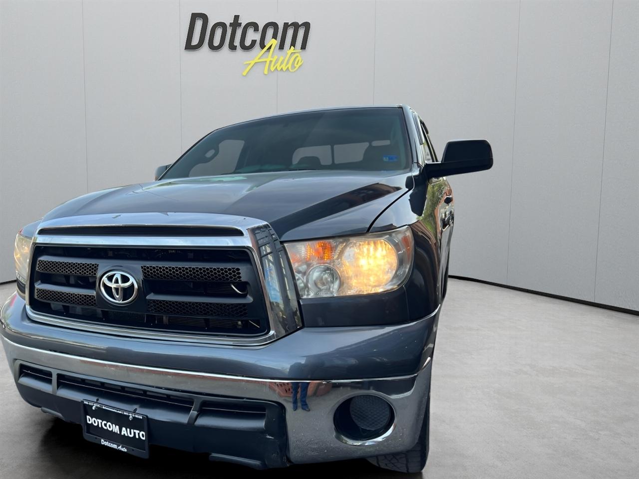 Toyota Tundra Tundra-Grade Double Cab 4.6L 4WD 2010
