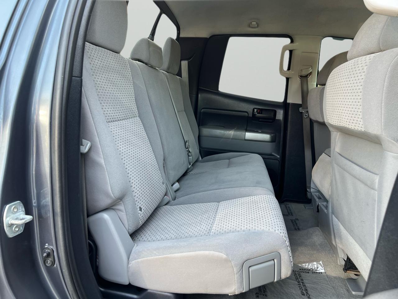 Toyota Tundra Tundra-Grade Double Cab 4.6L 4WD 2010