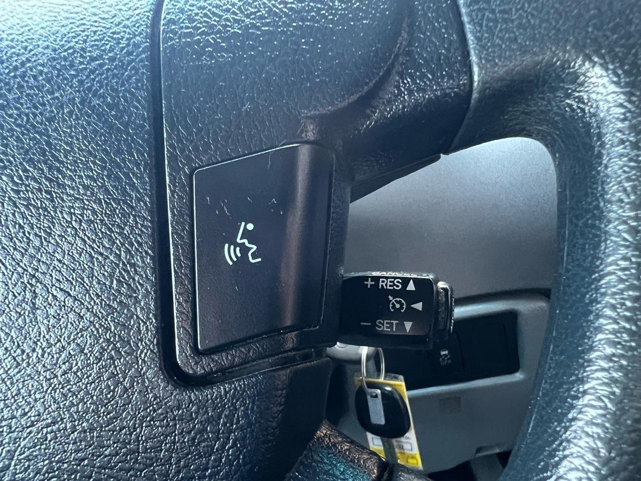 Toyota Tundra Tundra-Grade Double Cab 4.6L 4WD 2010