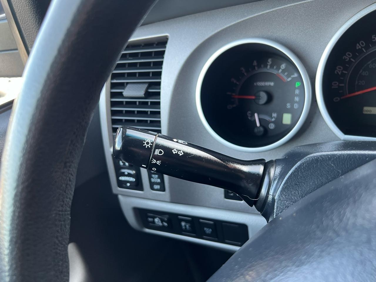 Toyota Tundra Tundra-Grade Double Cab 4.6L 4WD 2010