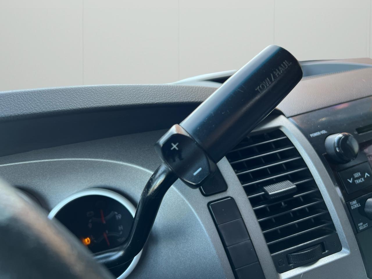 Toyota Tundra Tundra-Grade Double Cab 4.6L 4WD 2010