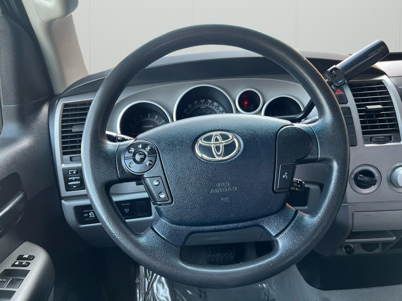 Toyota Tundra Tundra-Grade Double Cab 4.6L 4WD 2010