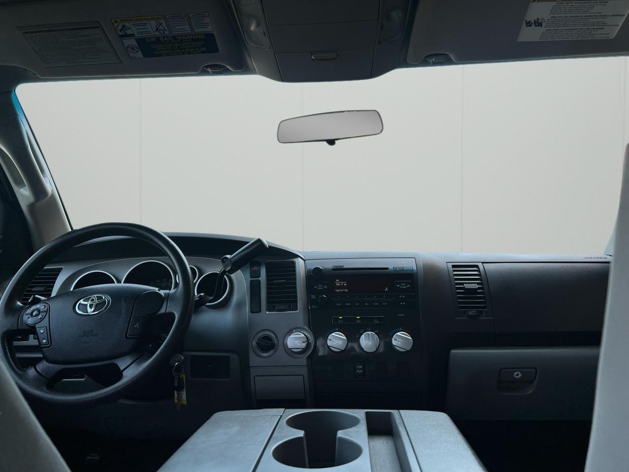 Toyota Tundra Tundra-Grade Double Cab 4.6L 4WD 2010