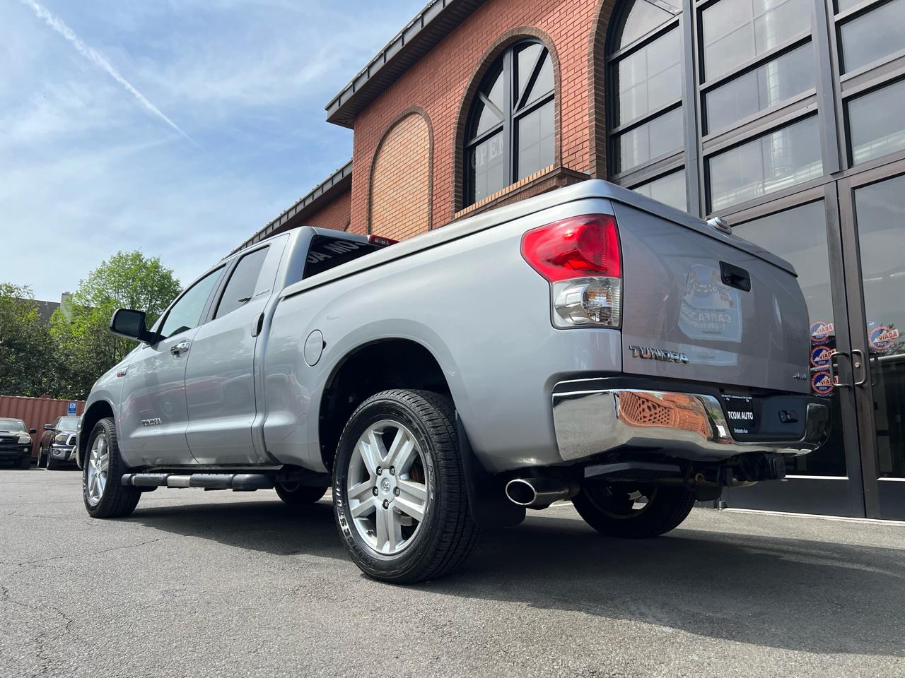 Toyota Tundra Limited Double Cab 6AT 4WD 2007