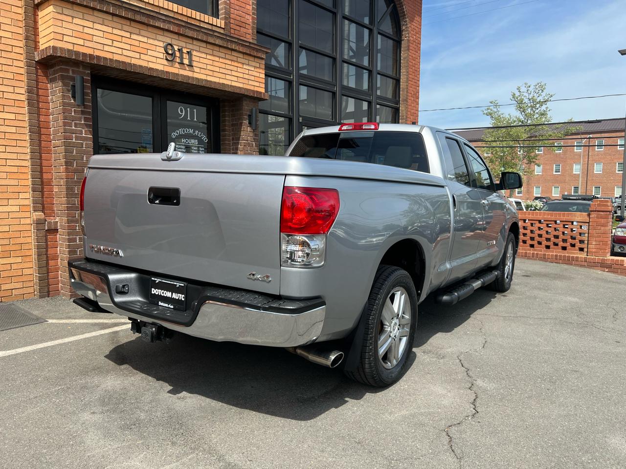 Toyota Tundra Limited Double Cab 6AT 4WD 2007