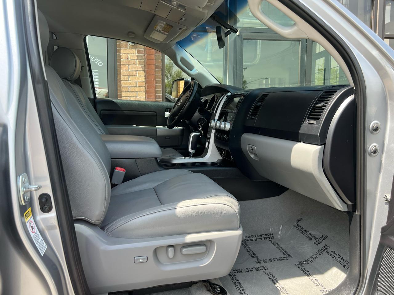 Toyota Tundra Limited Double Cab 6AT 4WD 2007