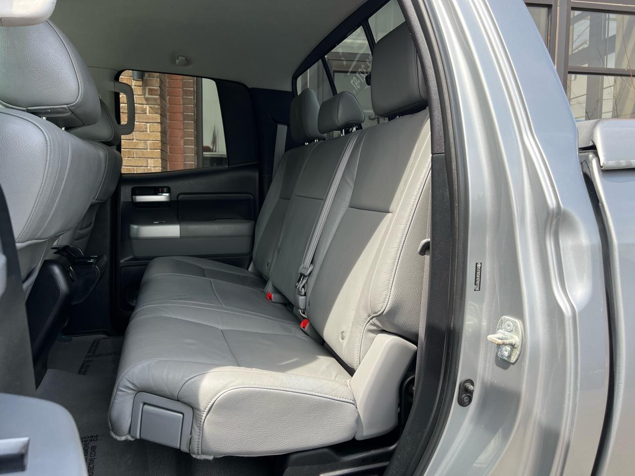 Toyota Tundra Limited Double Cab 6AT 4WD 2007