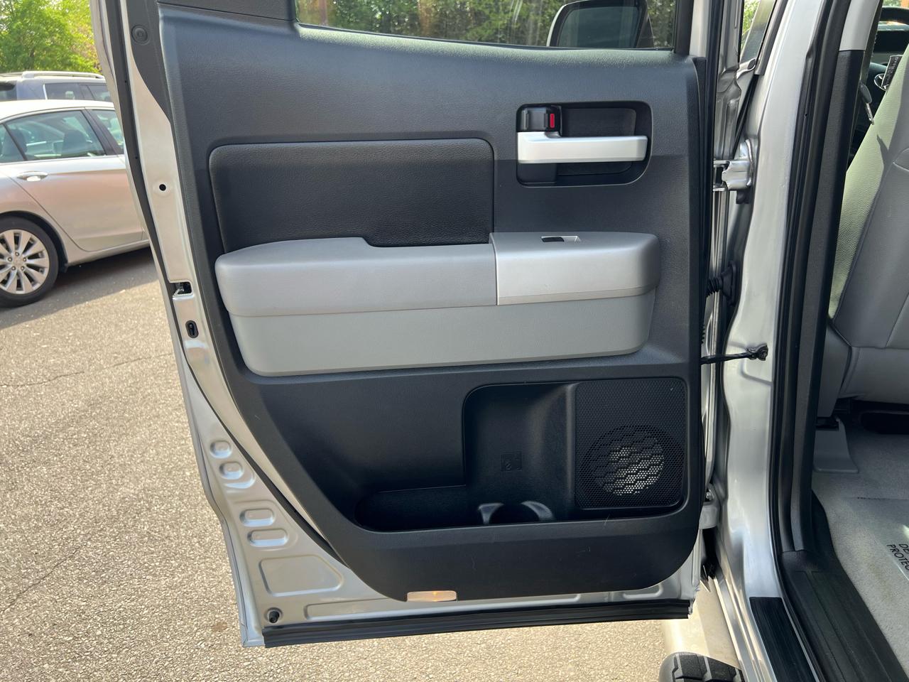 Toyota Tundra Limited Double Cab 6AT 4WD 2007