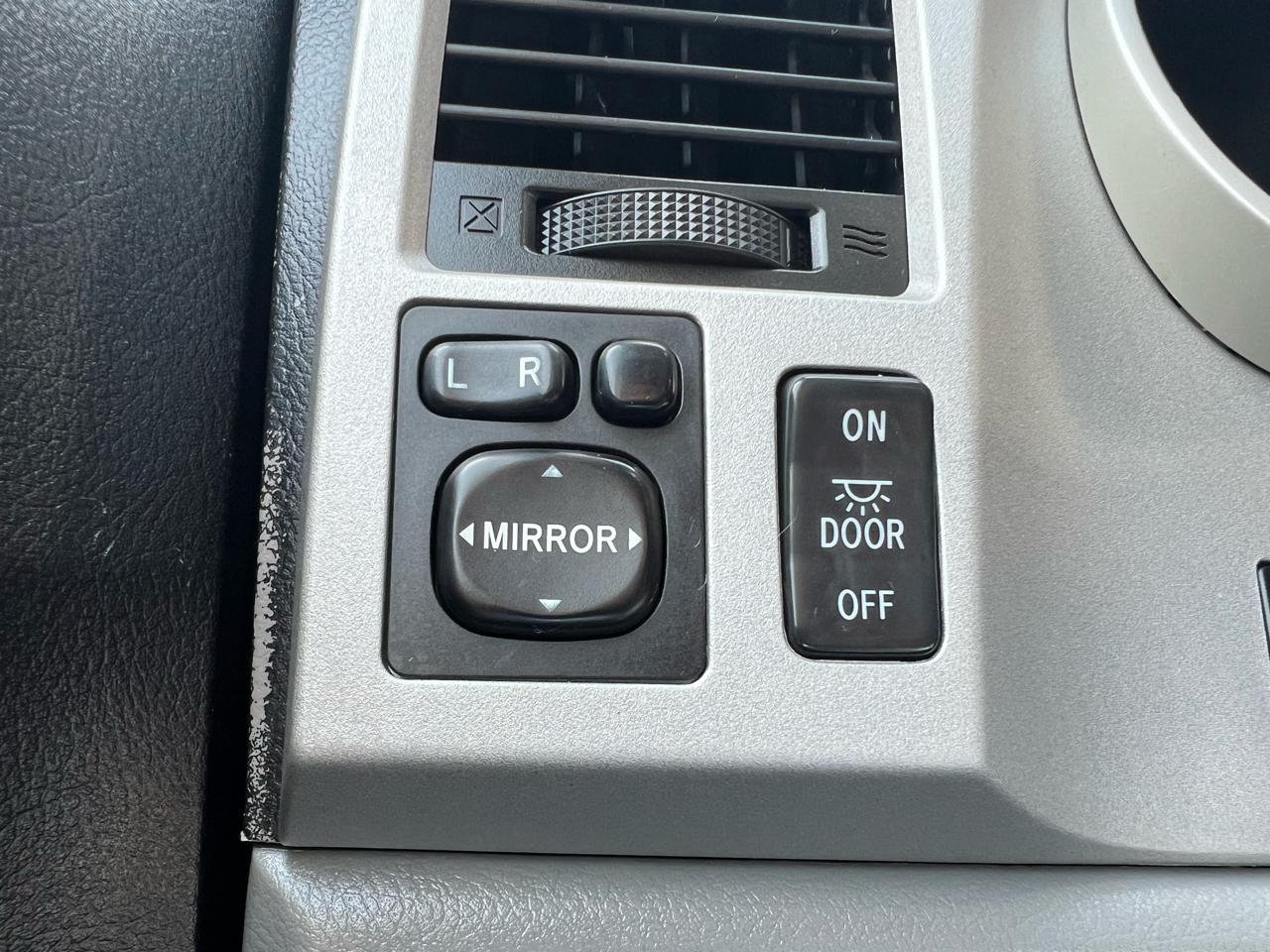 Toyota Tundra Limited Double Cab 6AT 4WD 2007