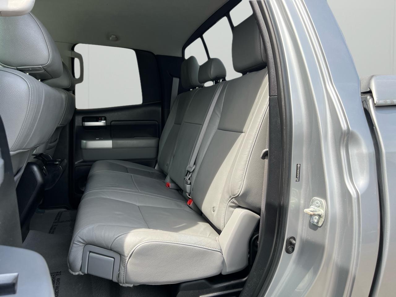 Toyota Tundra Limited Double Cab 6AT 4WD 2007