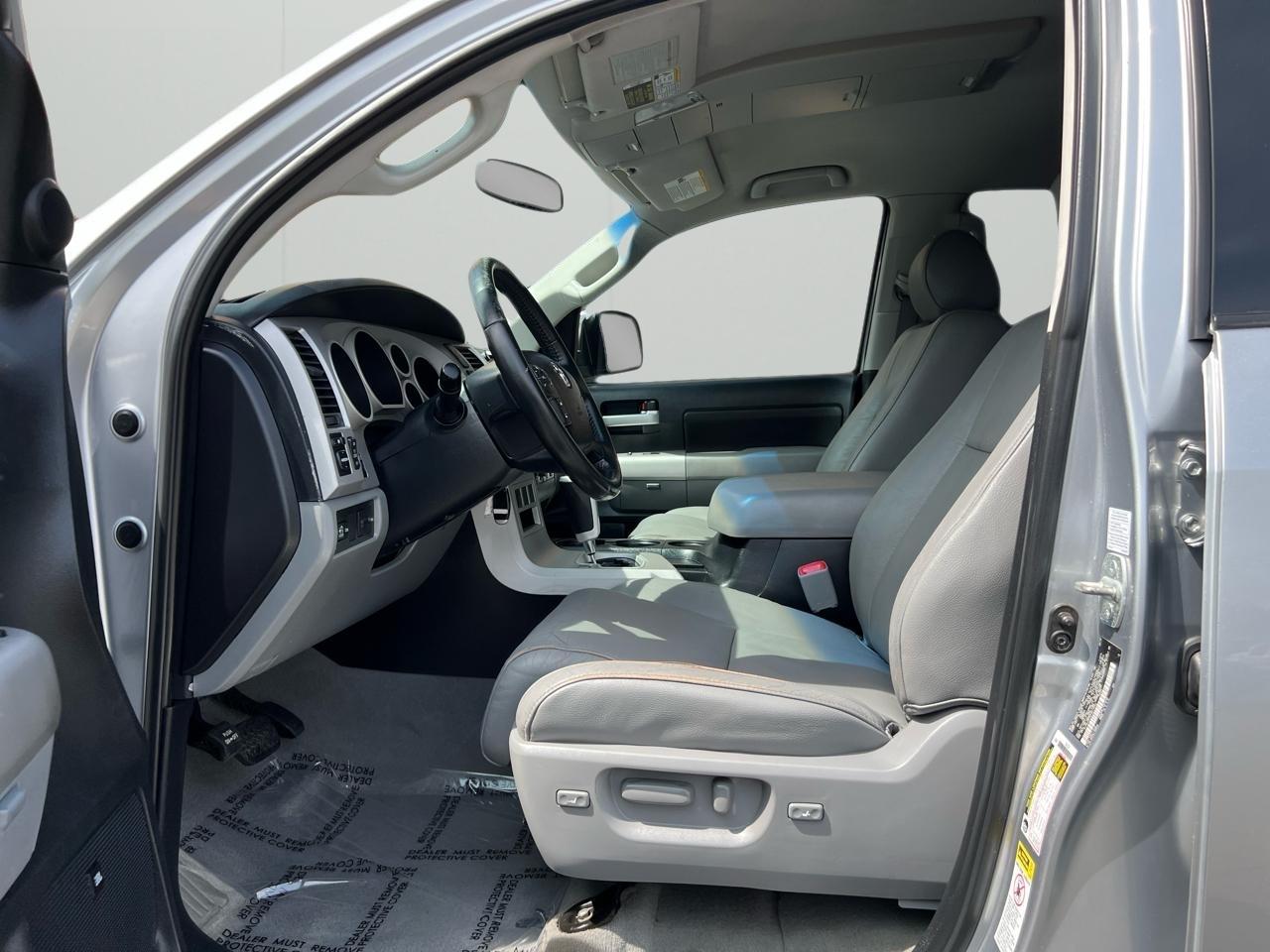 Toyota Tundra Limited Double Cab 6AT 4WD 2007