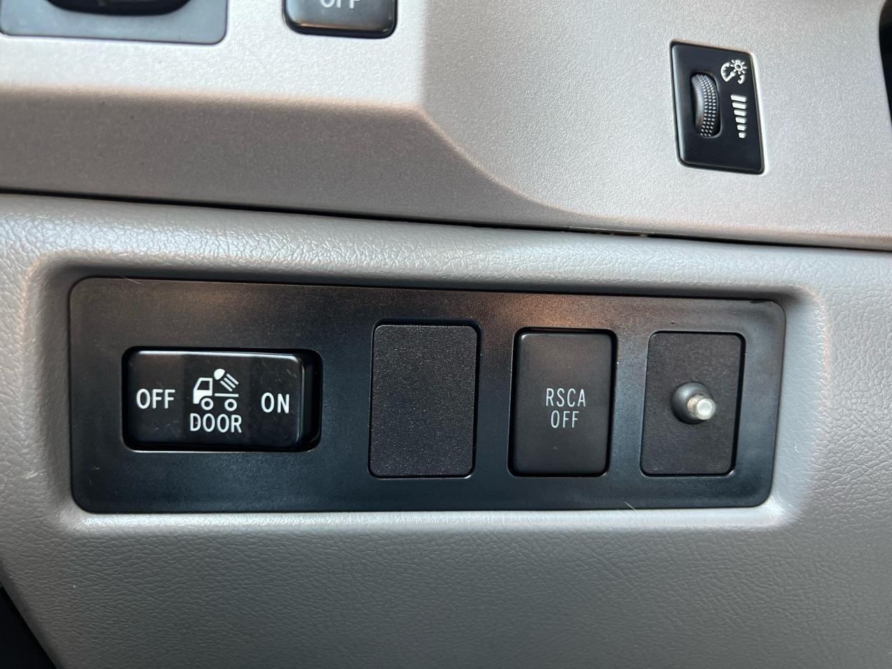 Toyota Tundra Limited Double Cab 6AT 4WD 2007