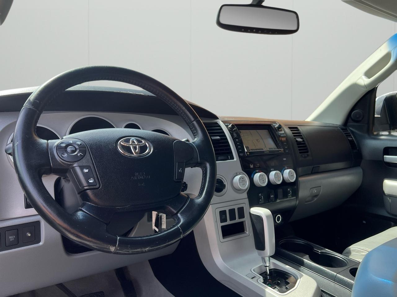 Toyota Tundra Limited Double Cab 6AT 4WD 2007