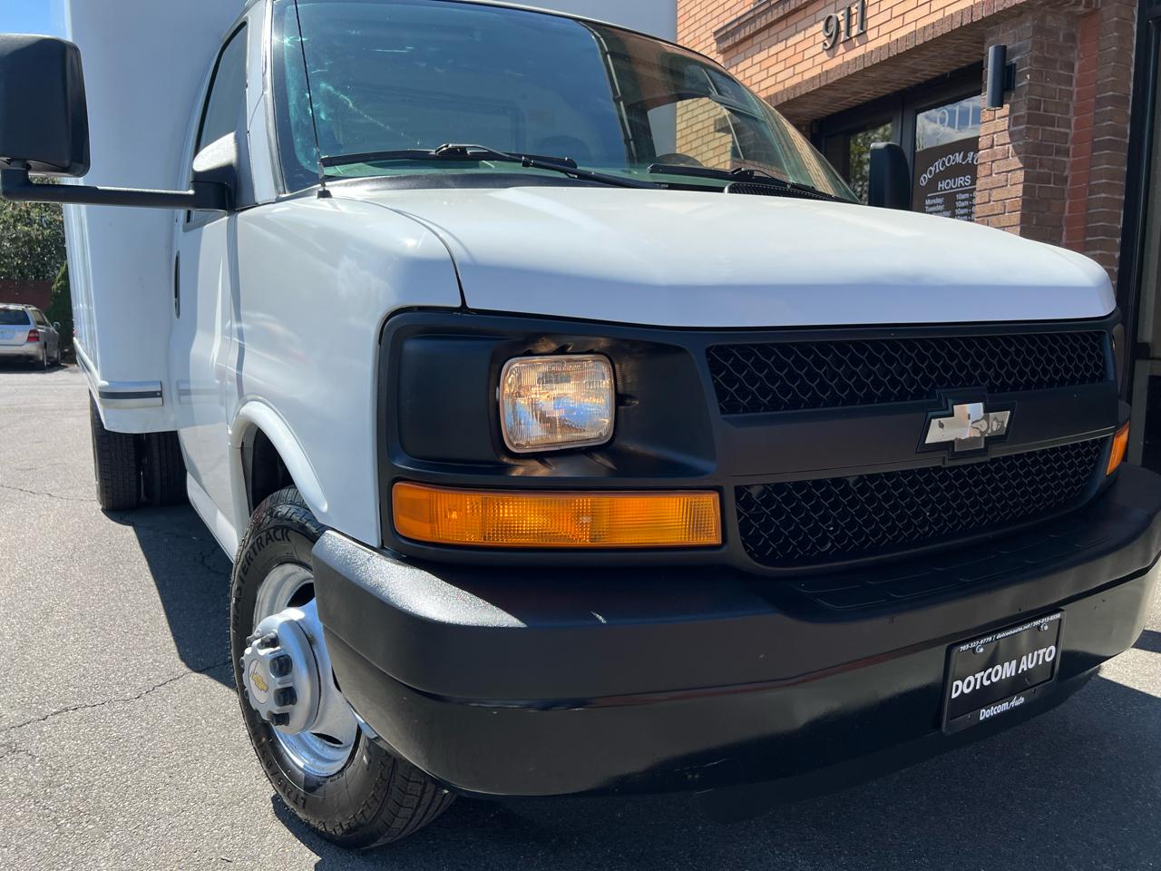Chevrolet Express LS 3500 2009