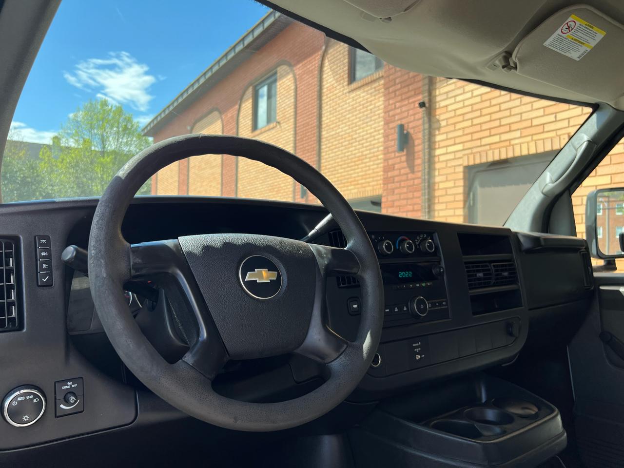 Chevrolet Express LS 3500 2009