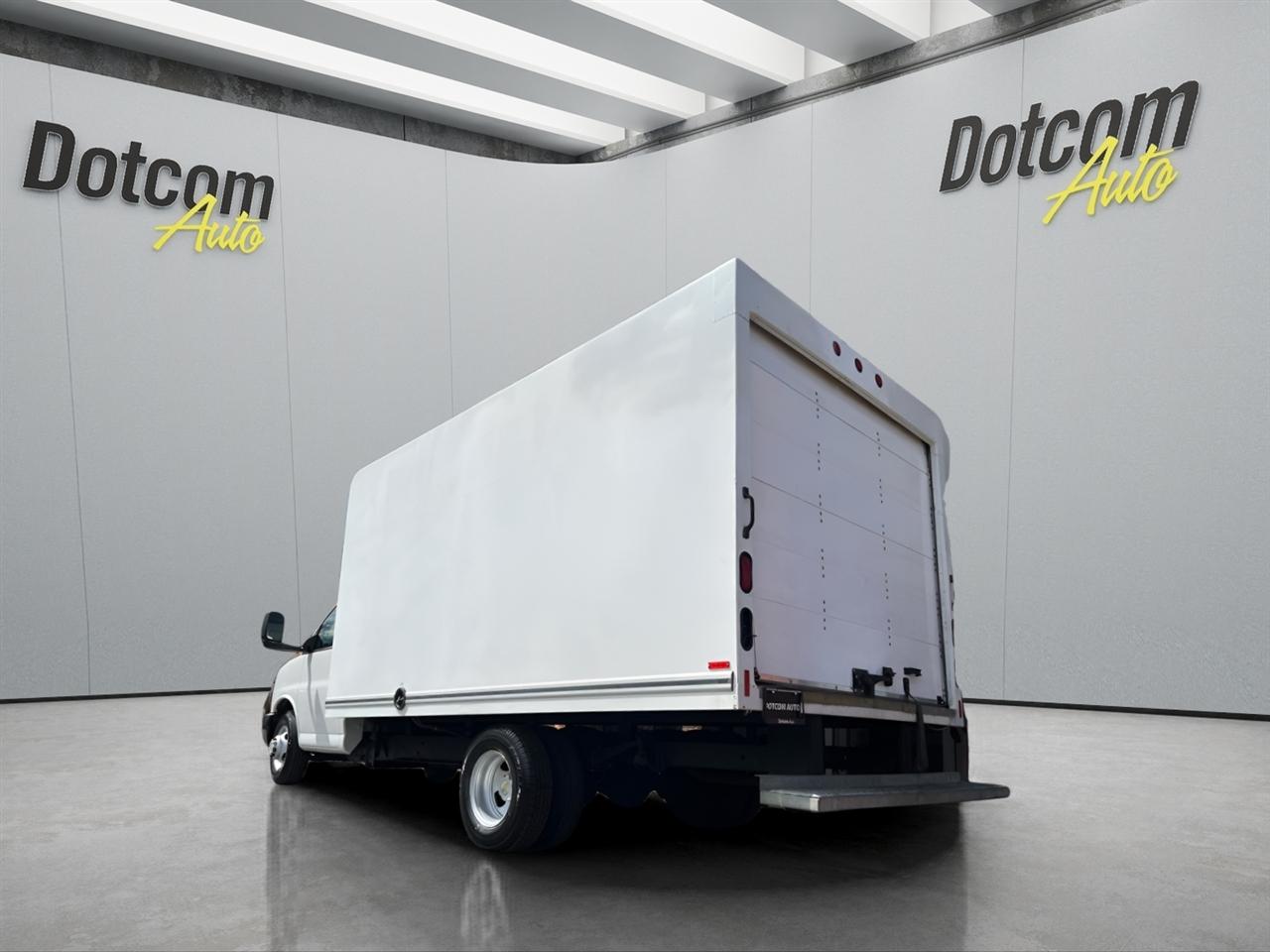 Chevrolet Express LS 3500 2009