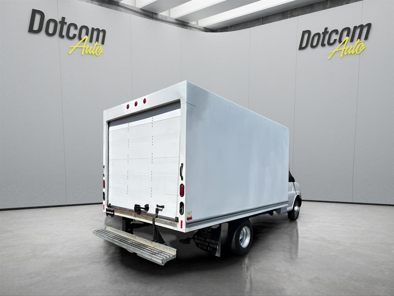 Chevrolet Express LS 3500 2009