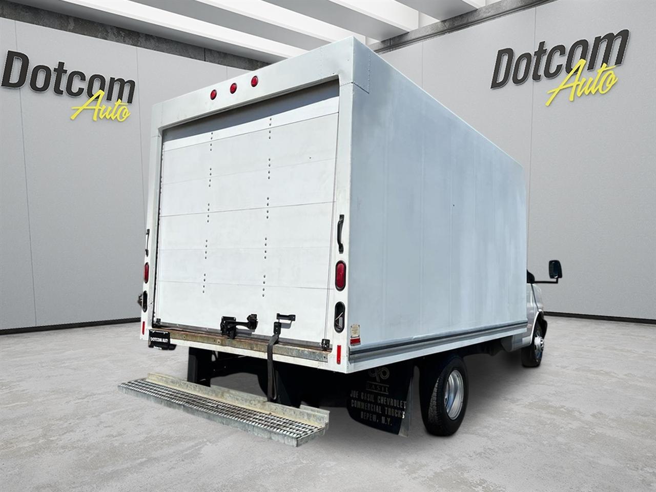 Chevrolet Express LS 3500 2009