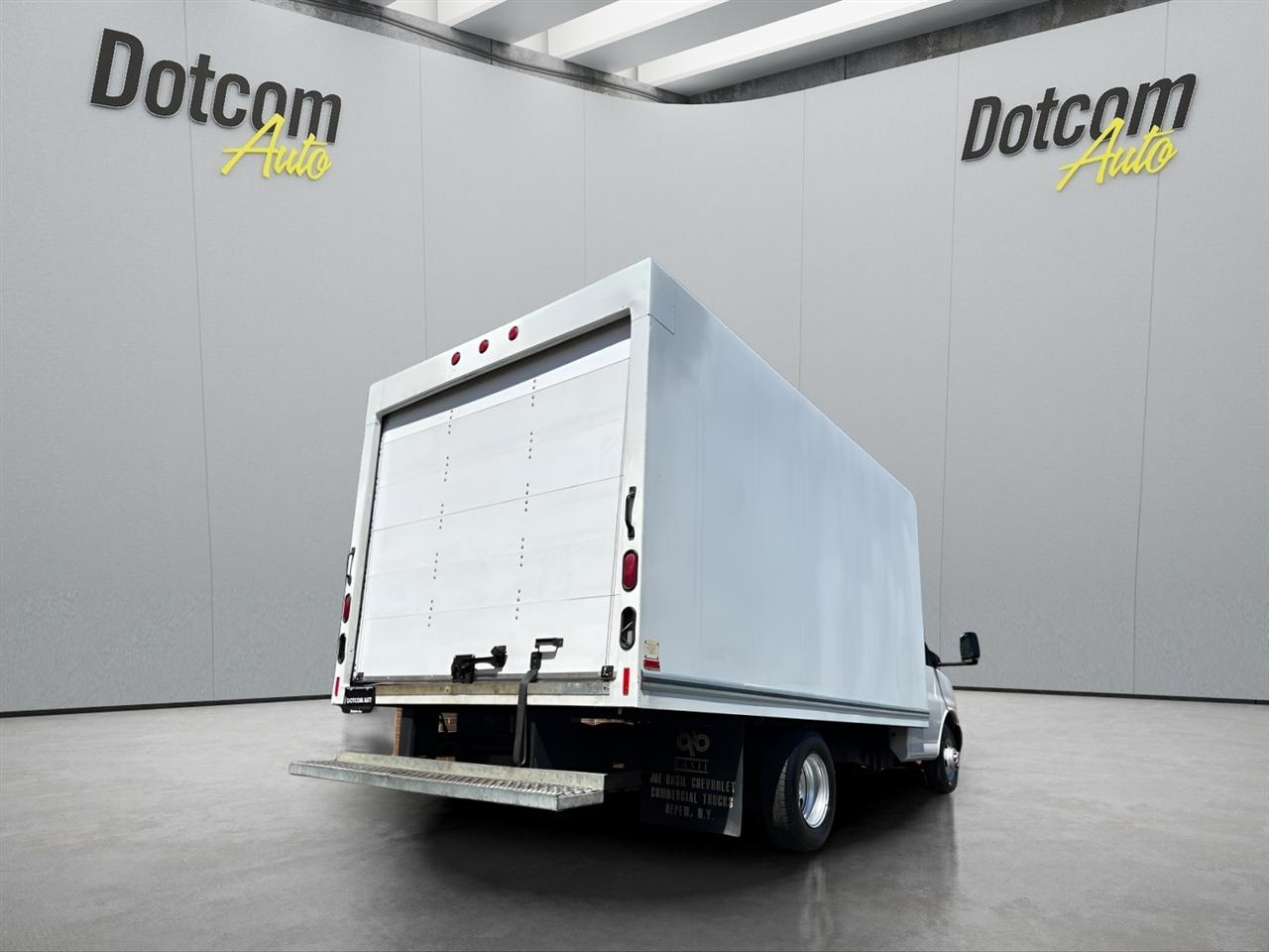 Chevrolet Express LS 3500 2009