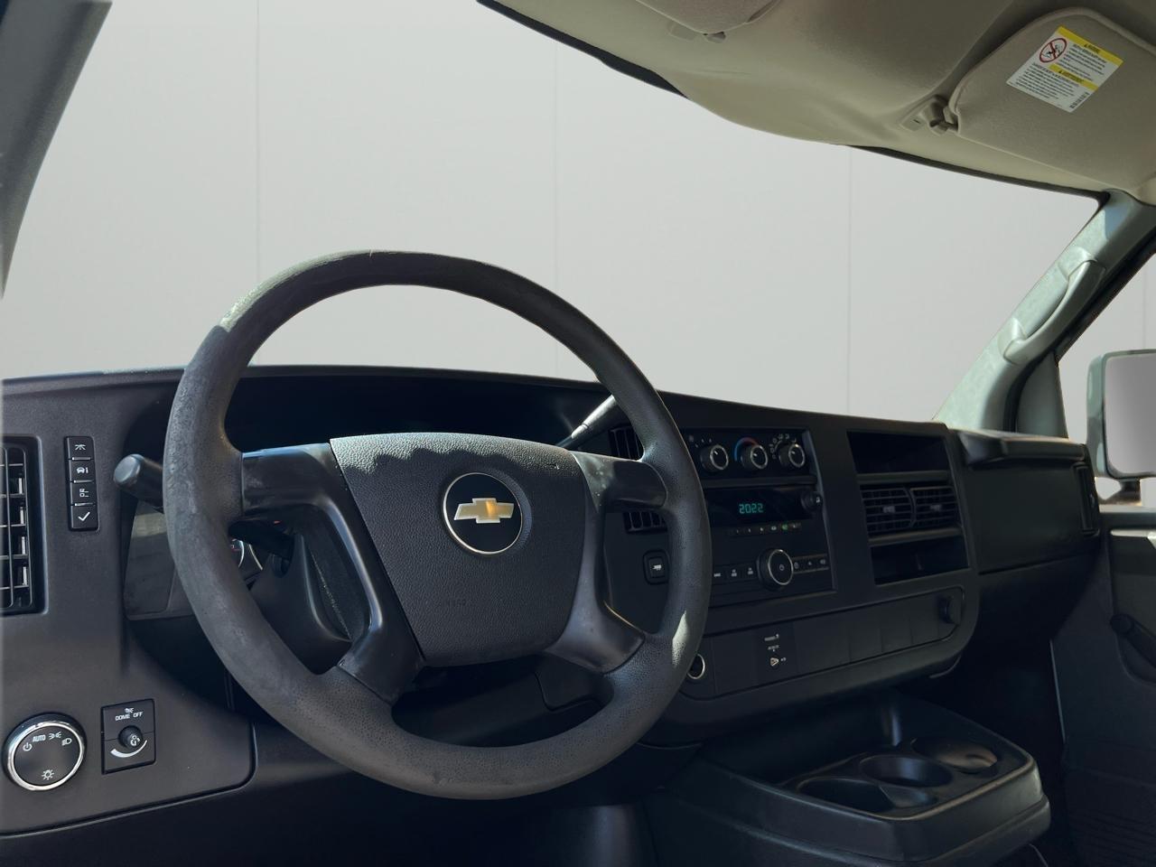 Chevrolet Express LS 3500 2009