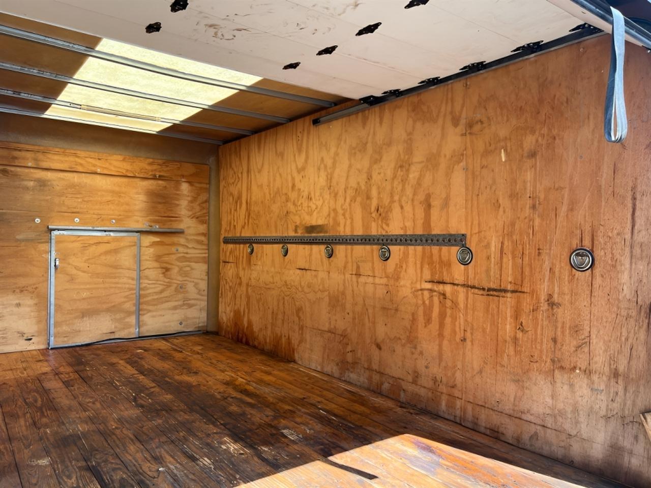 Chevrolet Express LS 3500 2009