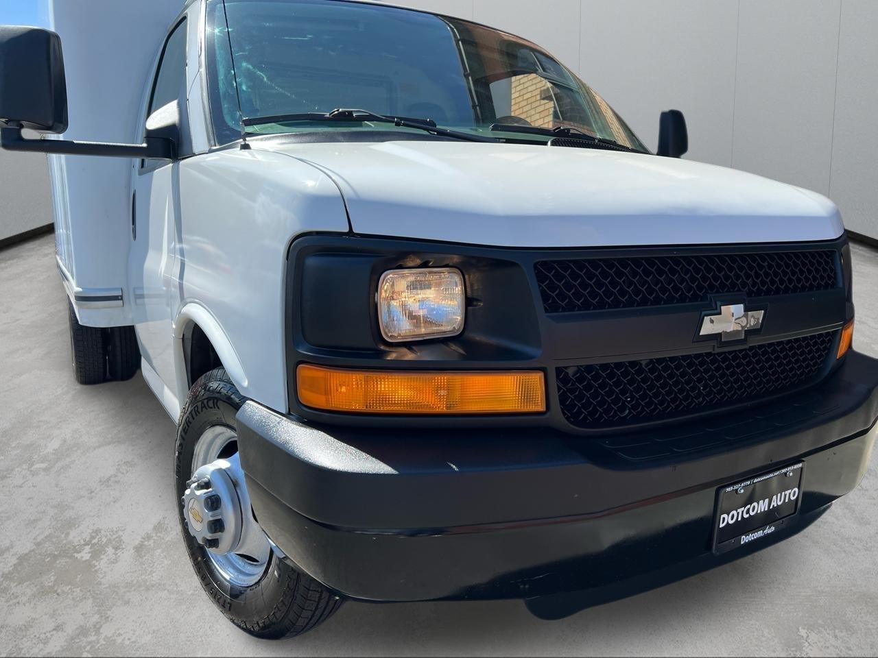 Chevrolet Express LS 3500 2009