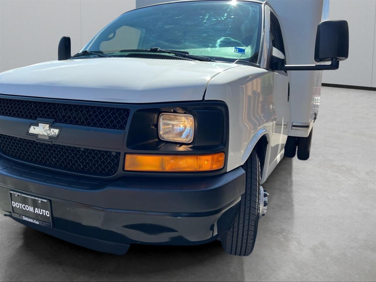 Chevrolet Express LS 3500 2009