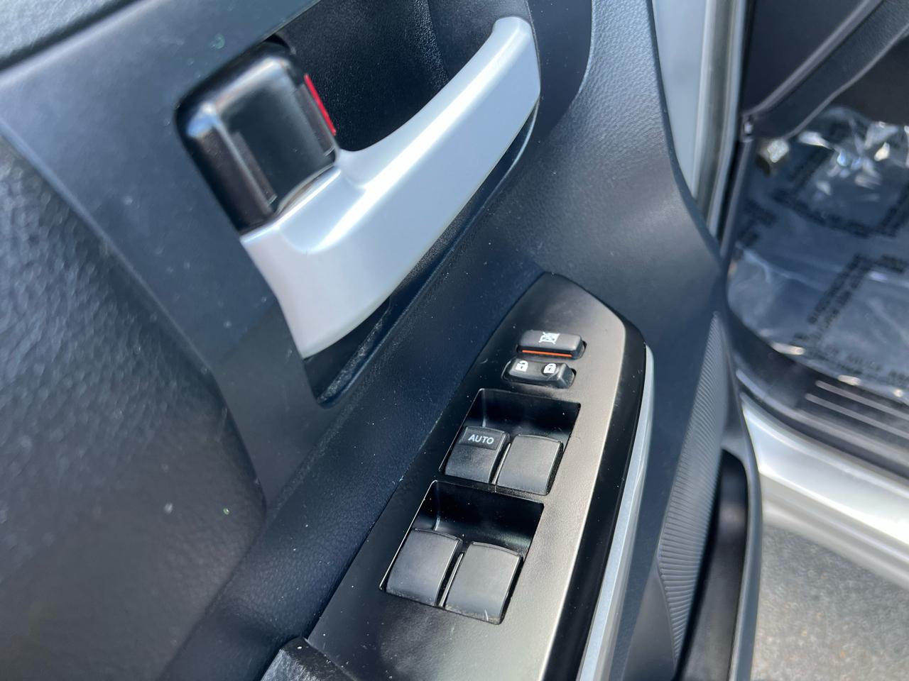 Toyota Tundra SR5 5.7L V8 FFV Double Cab 4WD 2014