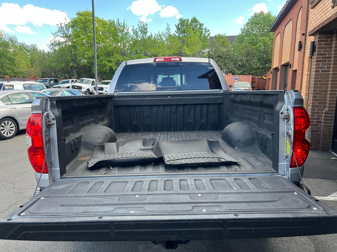 Toyota Tundra SR5 5.7L V8 FFV Double Cab 4WD 2014