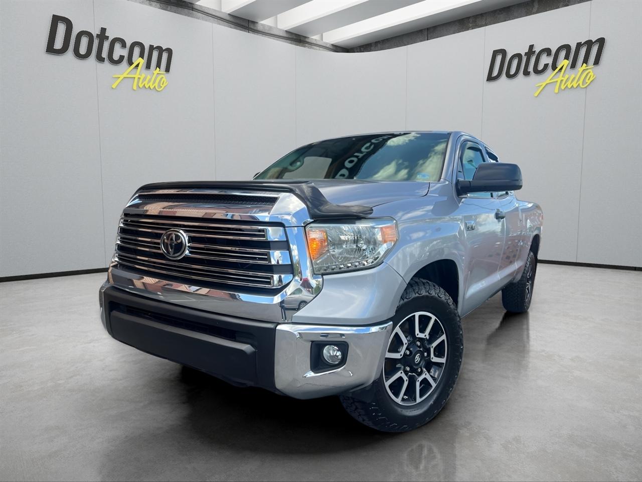 Toyota Tundra SR5 5.7L V8 Double Cab 4WD 2014
