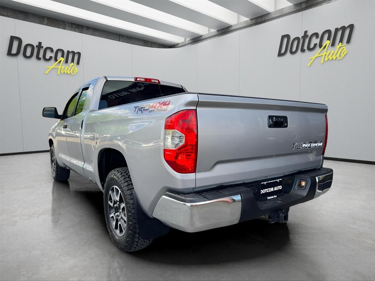 Toyota Tundra SR5 5.7L V8 Double Cab 4WD 2014