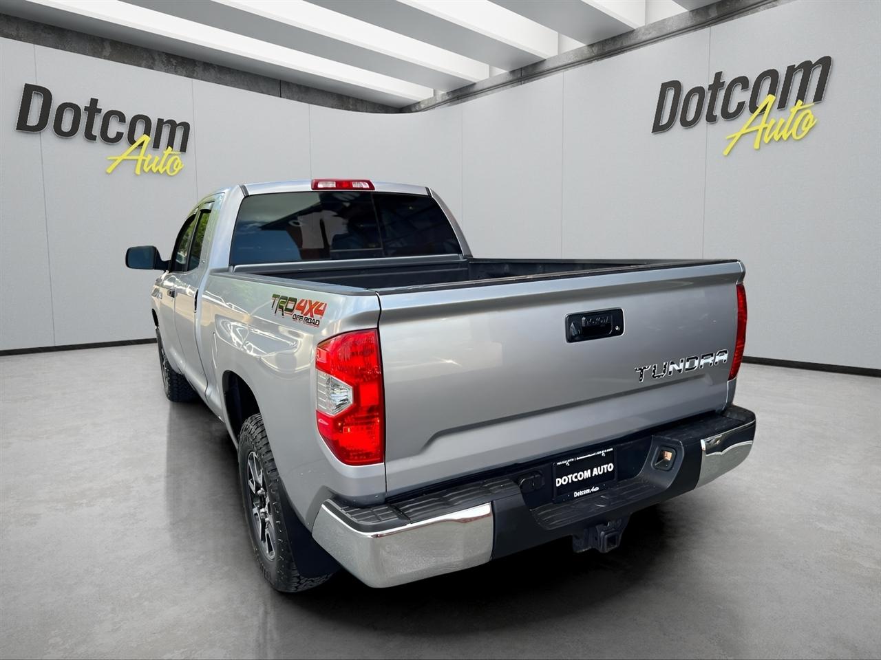 Toyota Tundra SR5 5.7L V8 Double Cab 4WD 2014