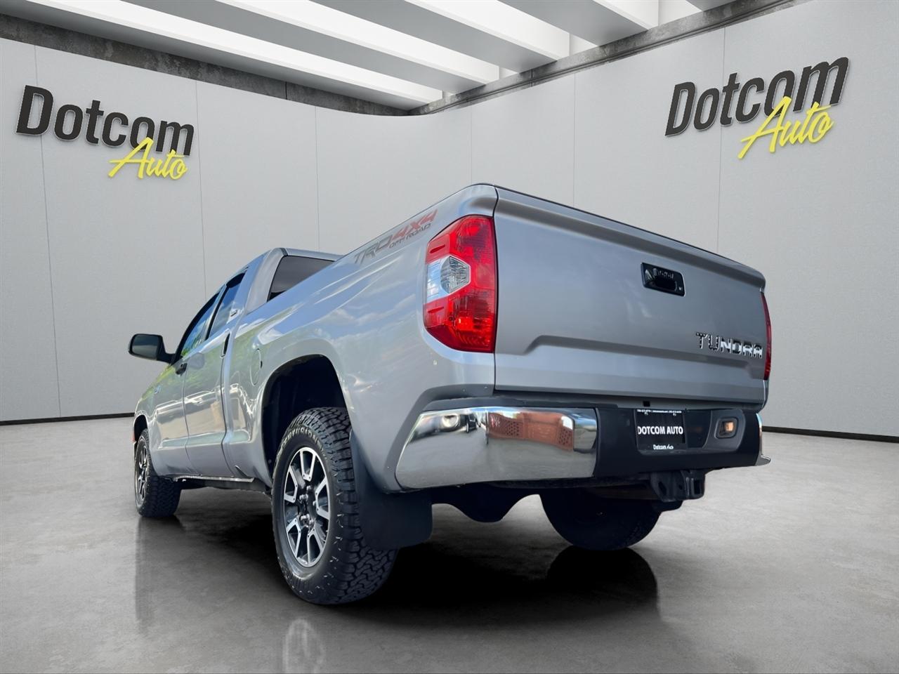 Toyota Tundra SR5 5.7L V8 Double Cab 4WD 2014