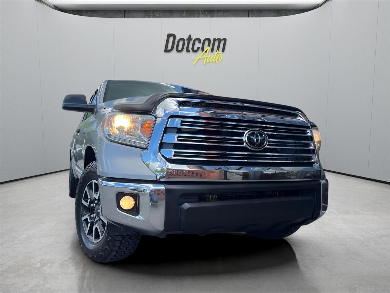 Toyota Tundra SR5 5.7L V8 Double Cab 4WD 2014