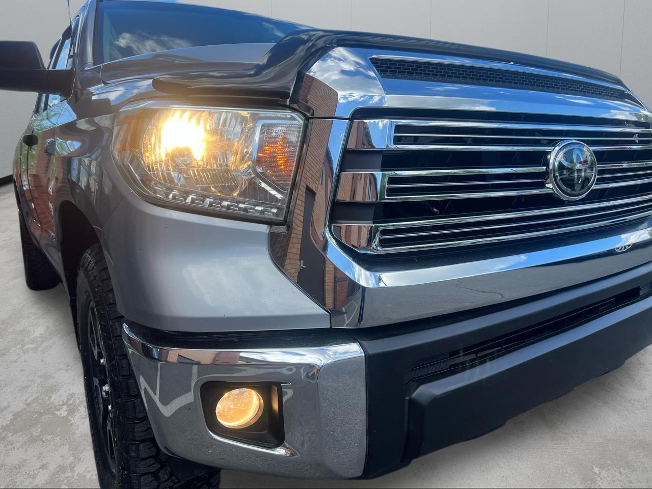 Toyota Tundra SR5 5.7L V8 Double Cab 4WD 2014