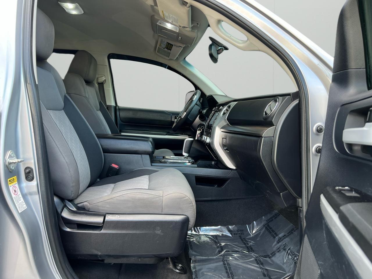 Toyota Tundra SR5 5.7L V8 Double Cab 4WD 2014