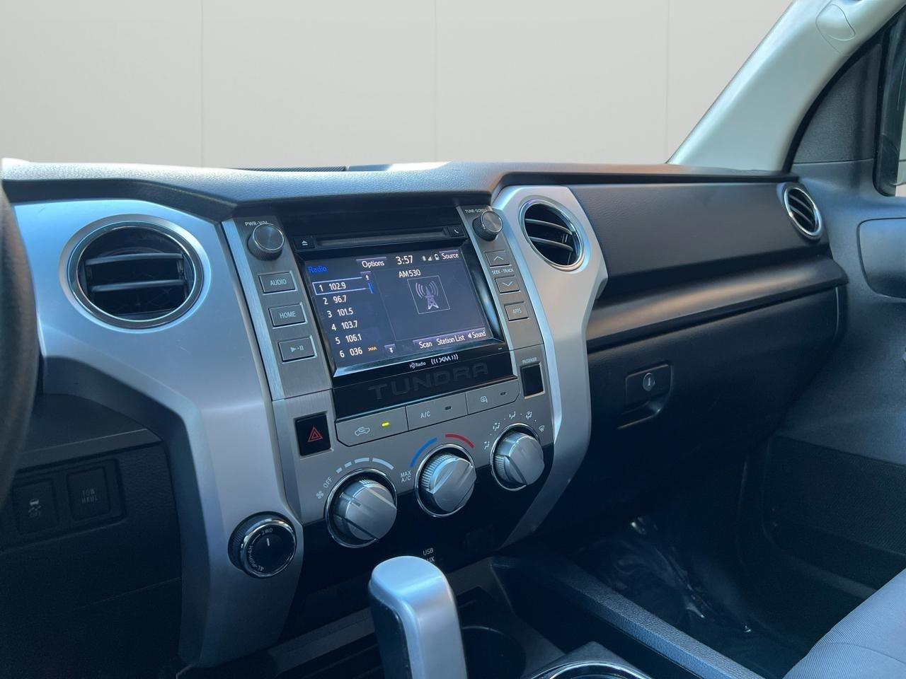 Toyota Tundra SR5 5.7L V8 Double Cab 4WD 2014