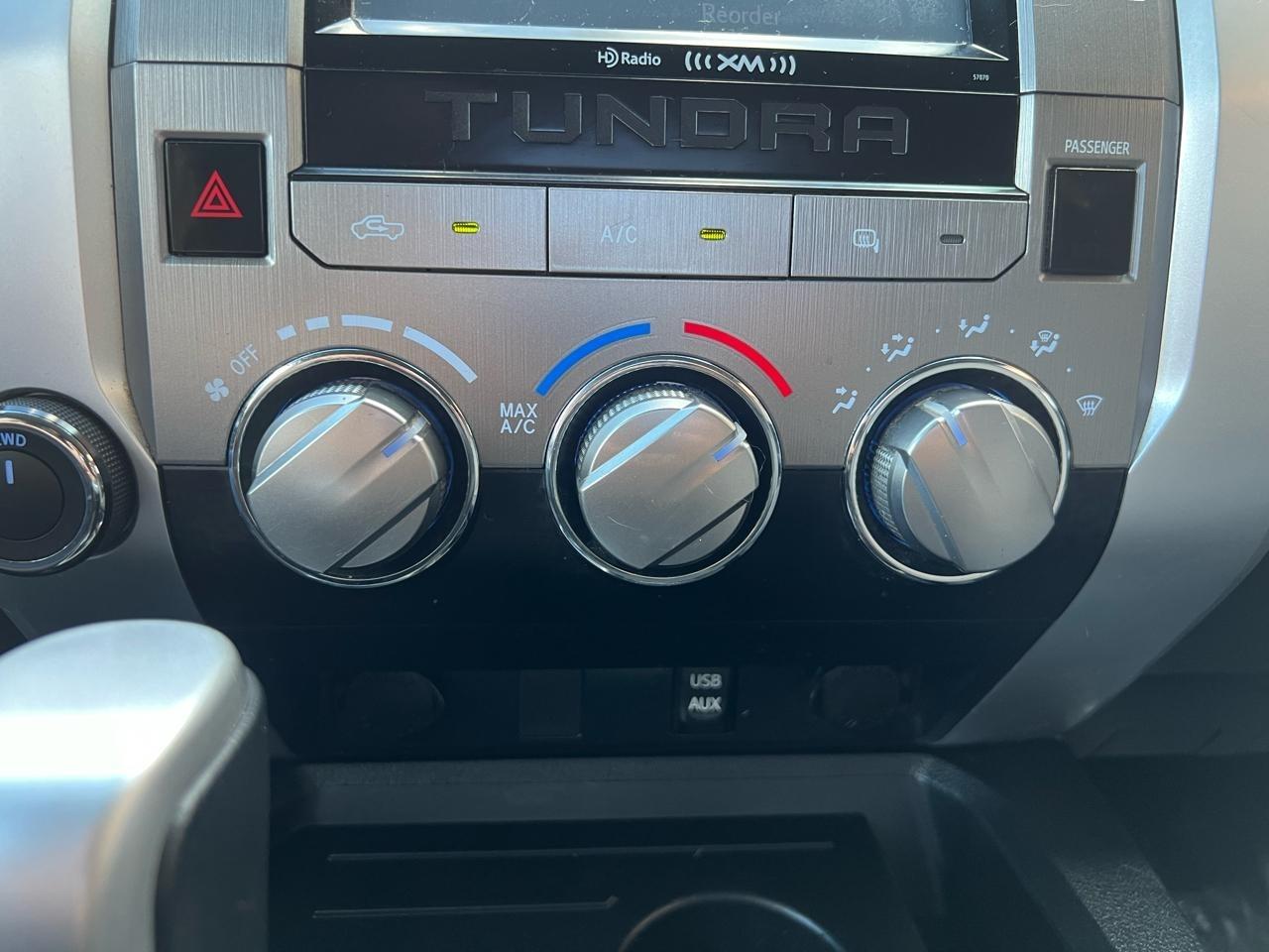 Toyota Tundra SR5 5.7L V8 Double Cab 4WD 2014