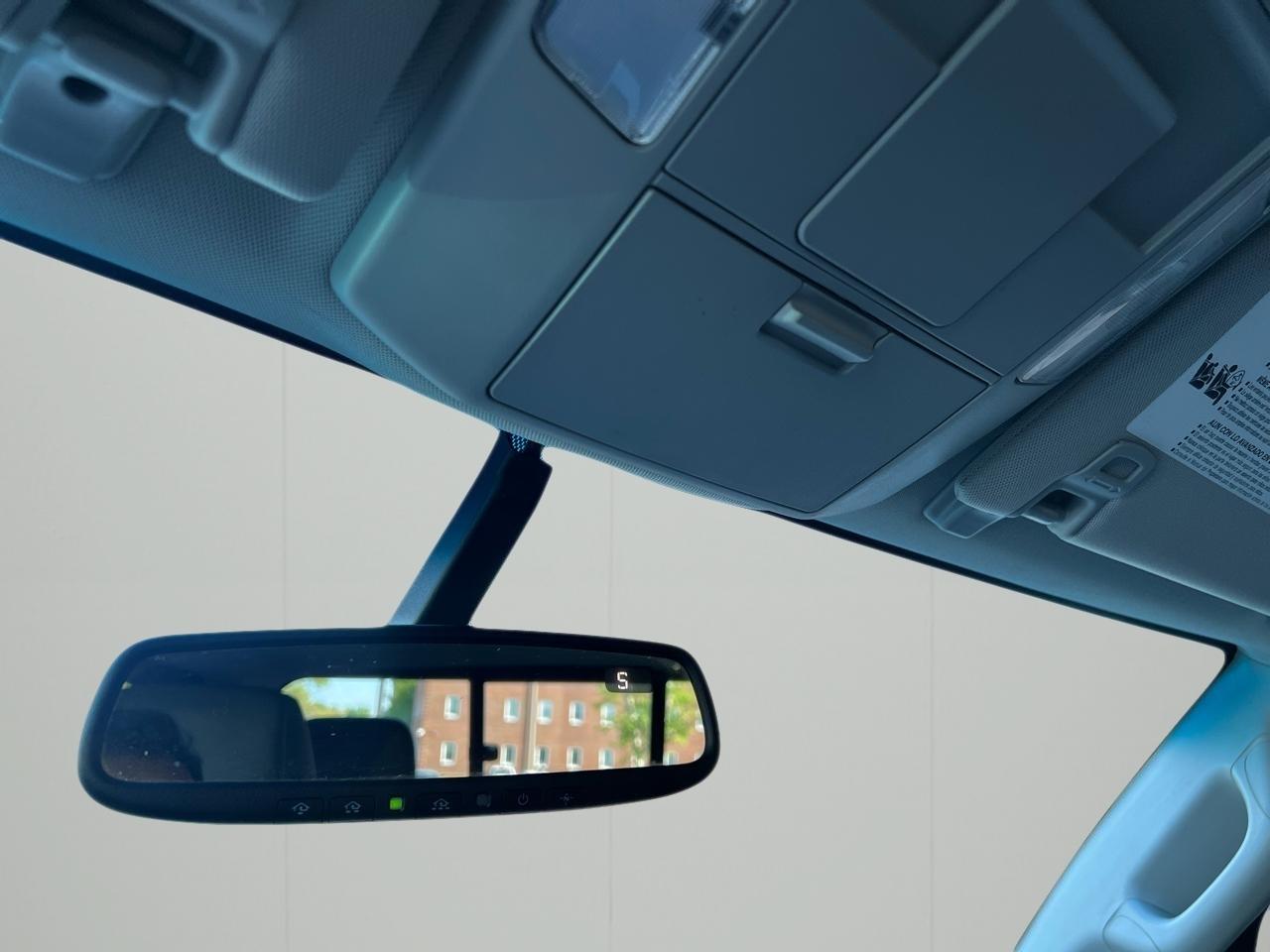 Toyota Tundra SR5 5.7L V8 Double Cab 4WD 2014