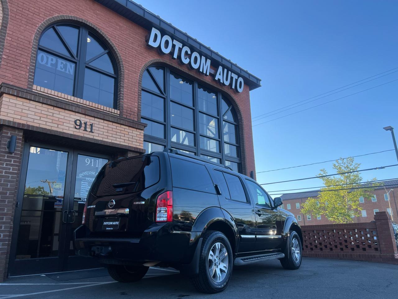 Nissan Pathfinder 4WD 4dr V6 Silver Edition 2012