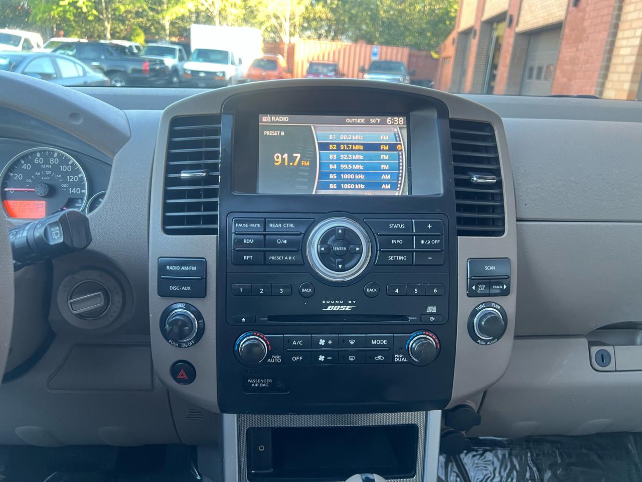 Nissan Pathfinder 4WD 4dr V6 Silver Edition 2012