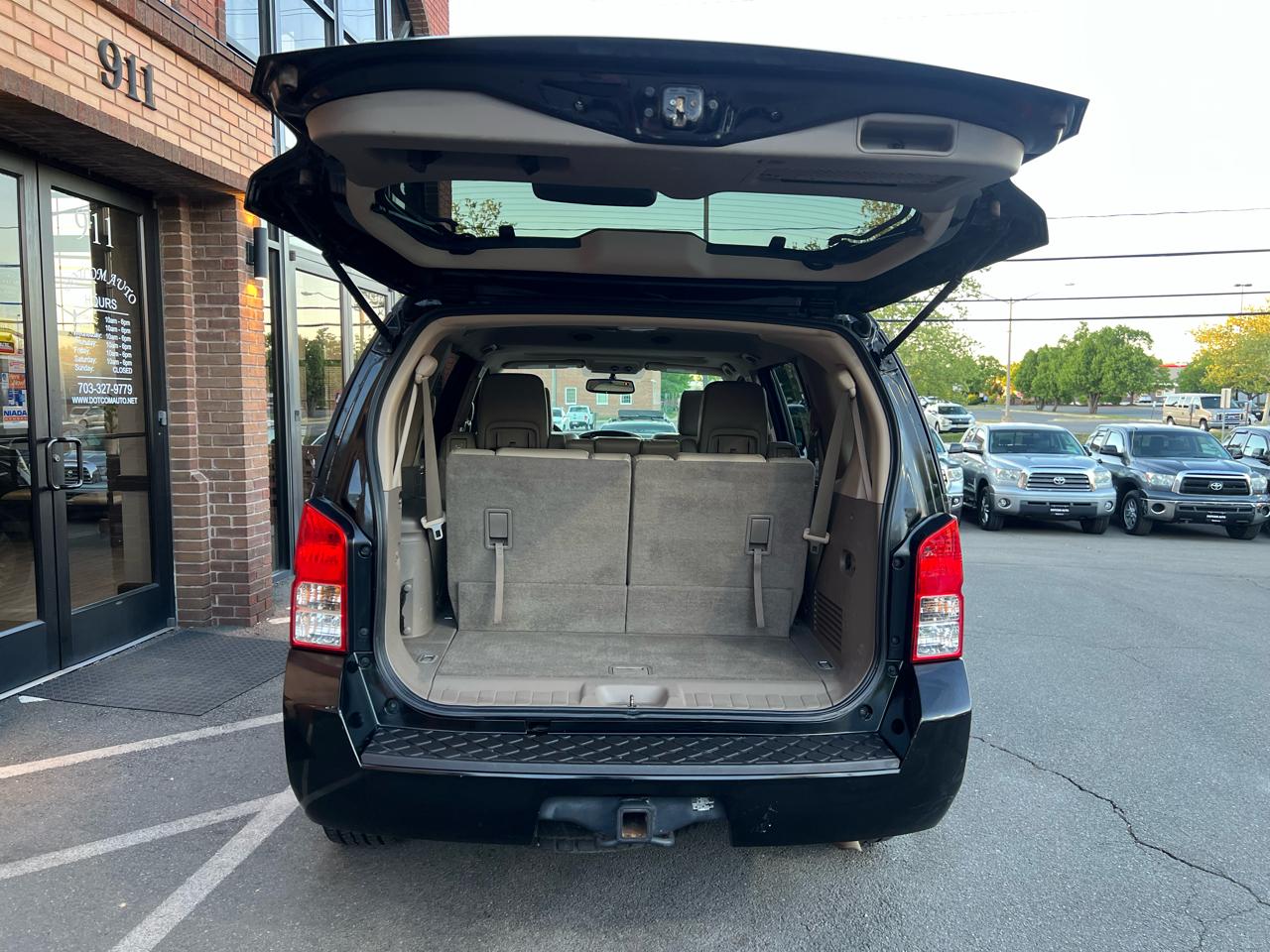 Nissan Pathfinder 4WD 4dr V6 Silver Edition 2012