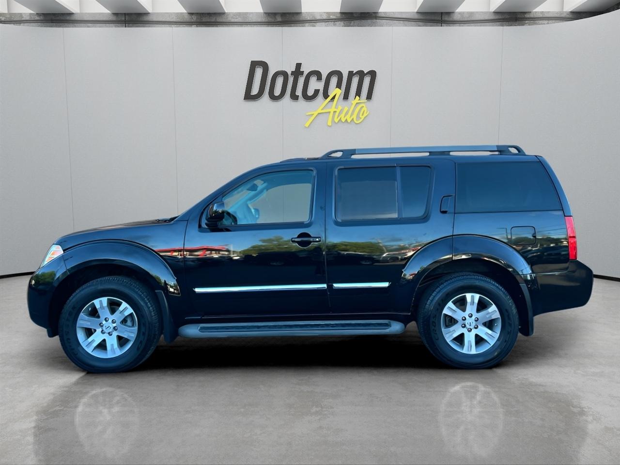 Nissan Pathfinder 4WD 4dr V6 Silver Edition 2012