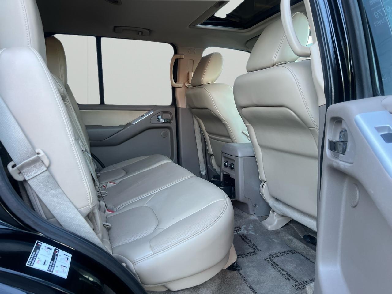 Nissan Pathfinder 4WD 4dr V6 Silver Edition 2012