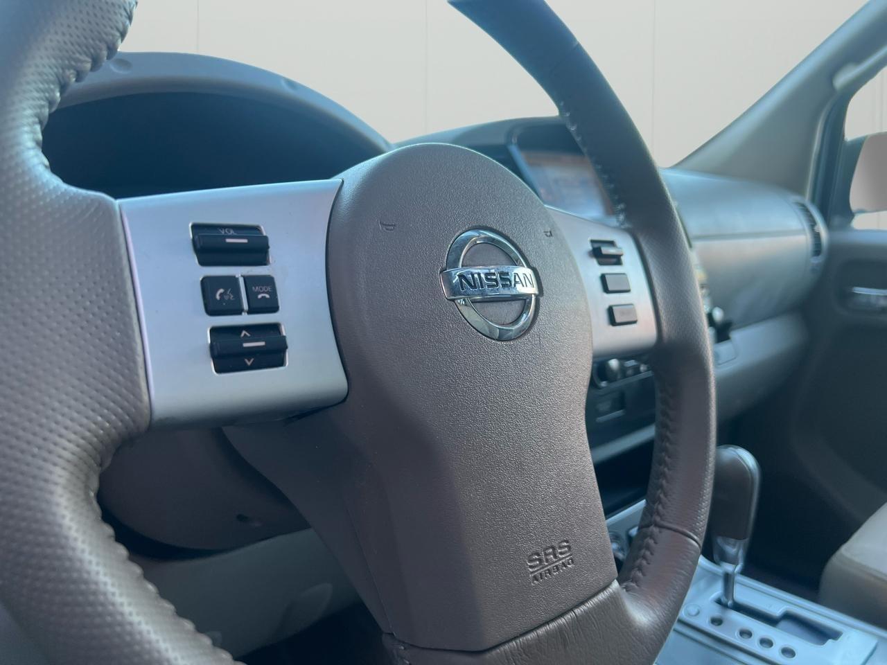 Nissan Pathfinder 4WD 4dr V6 Silver Edition 2012