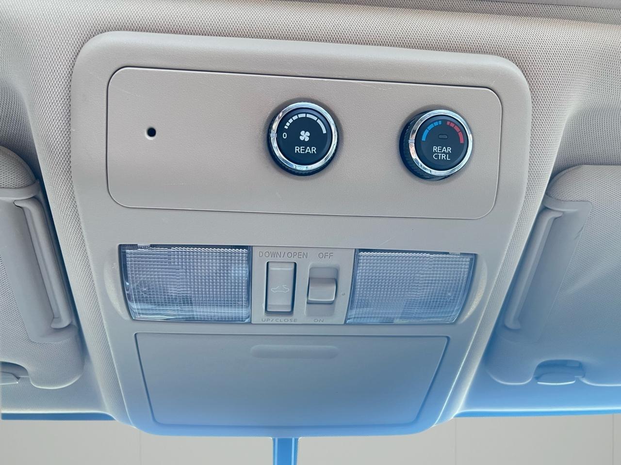 Nissan Pathfinder 4WD 4dr V6 Silver Edition 2012